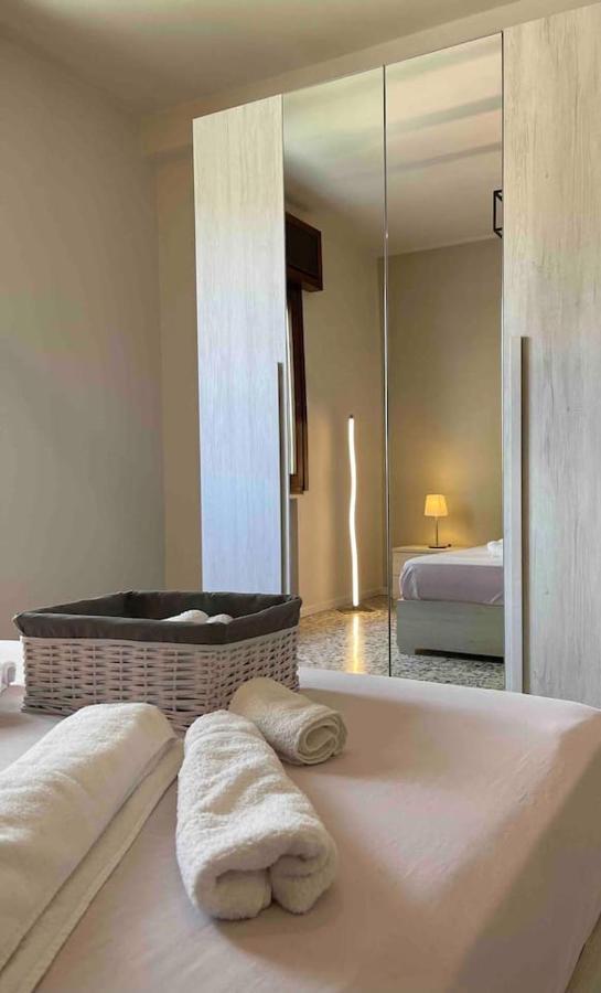 Lotus Home Eleganza E Accoglienza A Mantova Ngoại thất bức ảnh