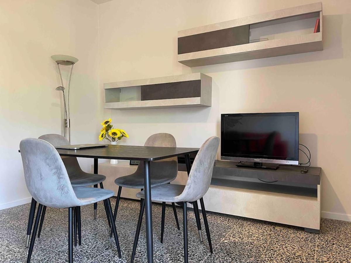 Lotus Home Eleganza E Accoglienza A Mantova Ngoại thất bức ảnh